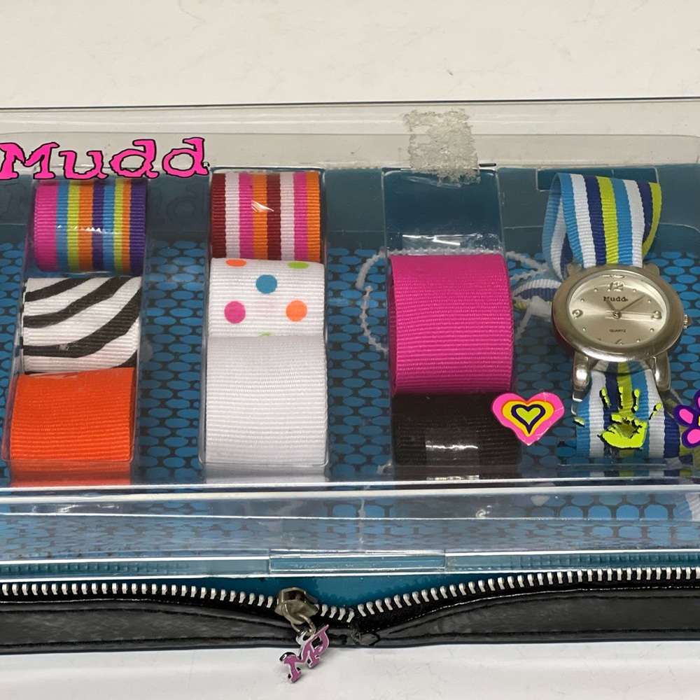 New Mudd Kids’ Interchangeable Ribbon Watch Brand New Original battery in watch